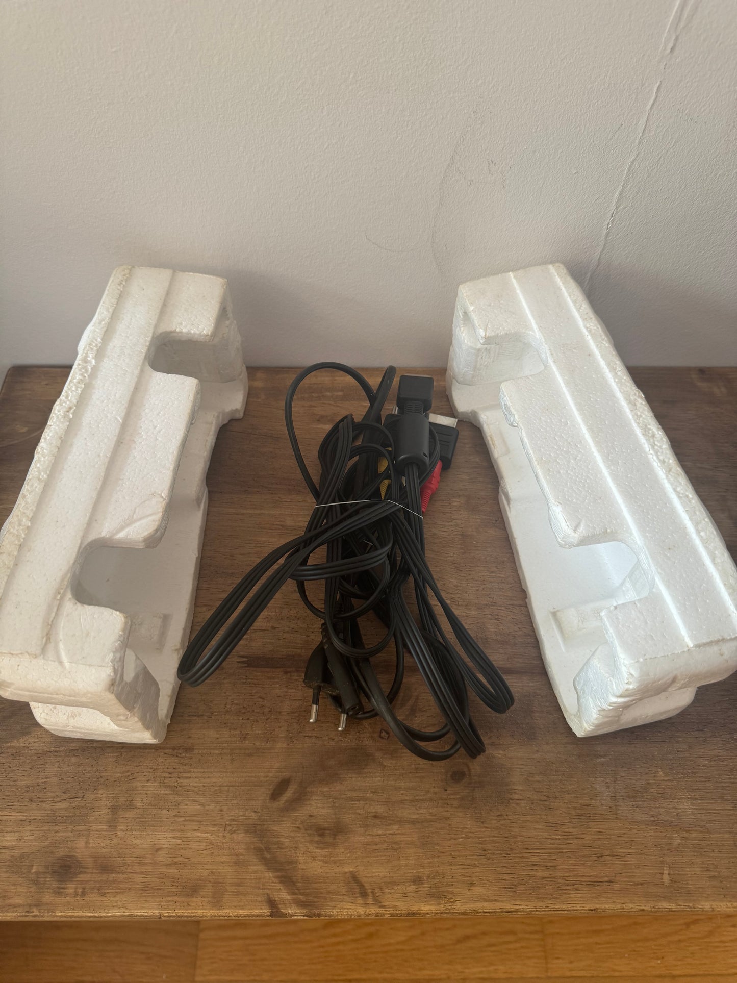 Sony PlayStation 1 (PS1) – Consola Original PAL España | Completa con caja, manual y demo.