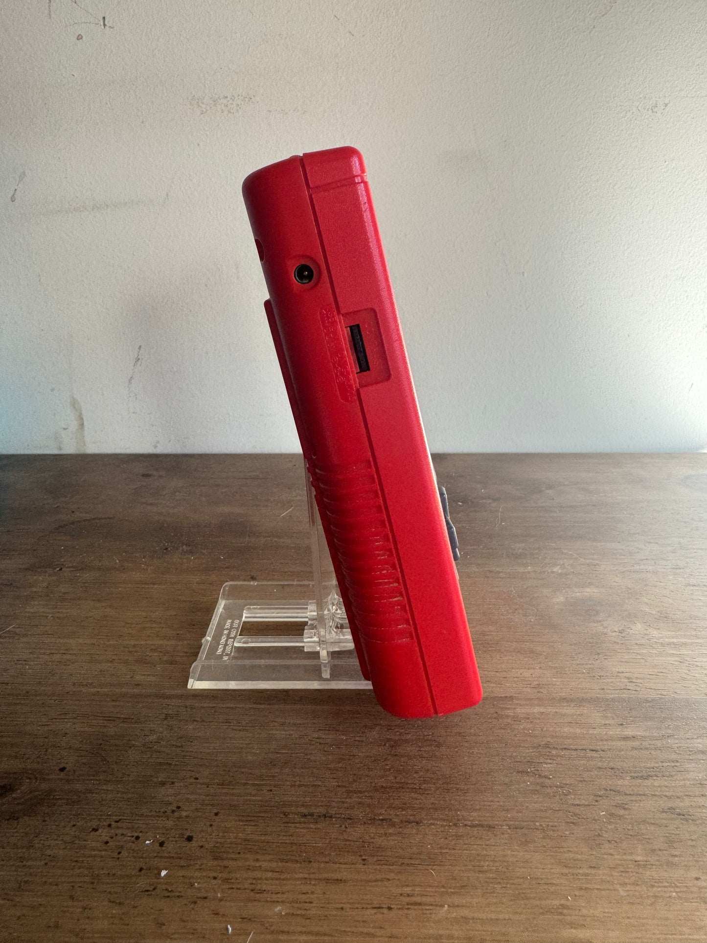 Rifa Solidaria – Gana una Game Boy Roja Restaurada (Ed. 001)