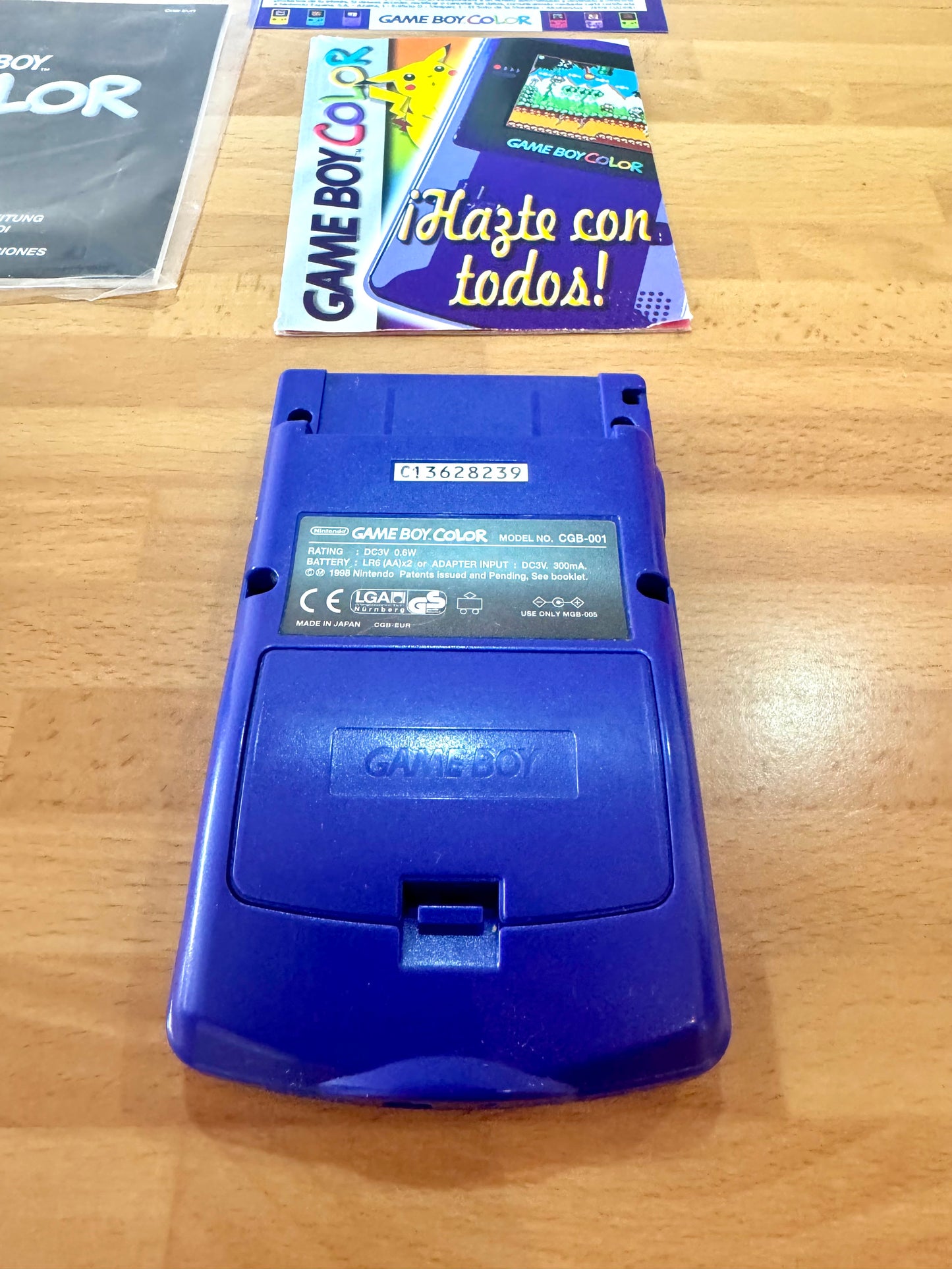 Nintendo Game Boy Color Morada Uva Completa en Caja Original Perfecta Coleccionista