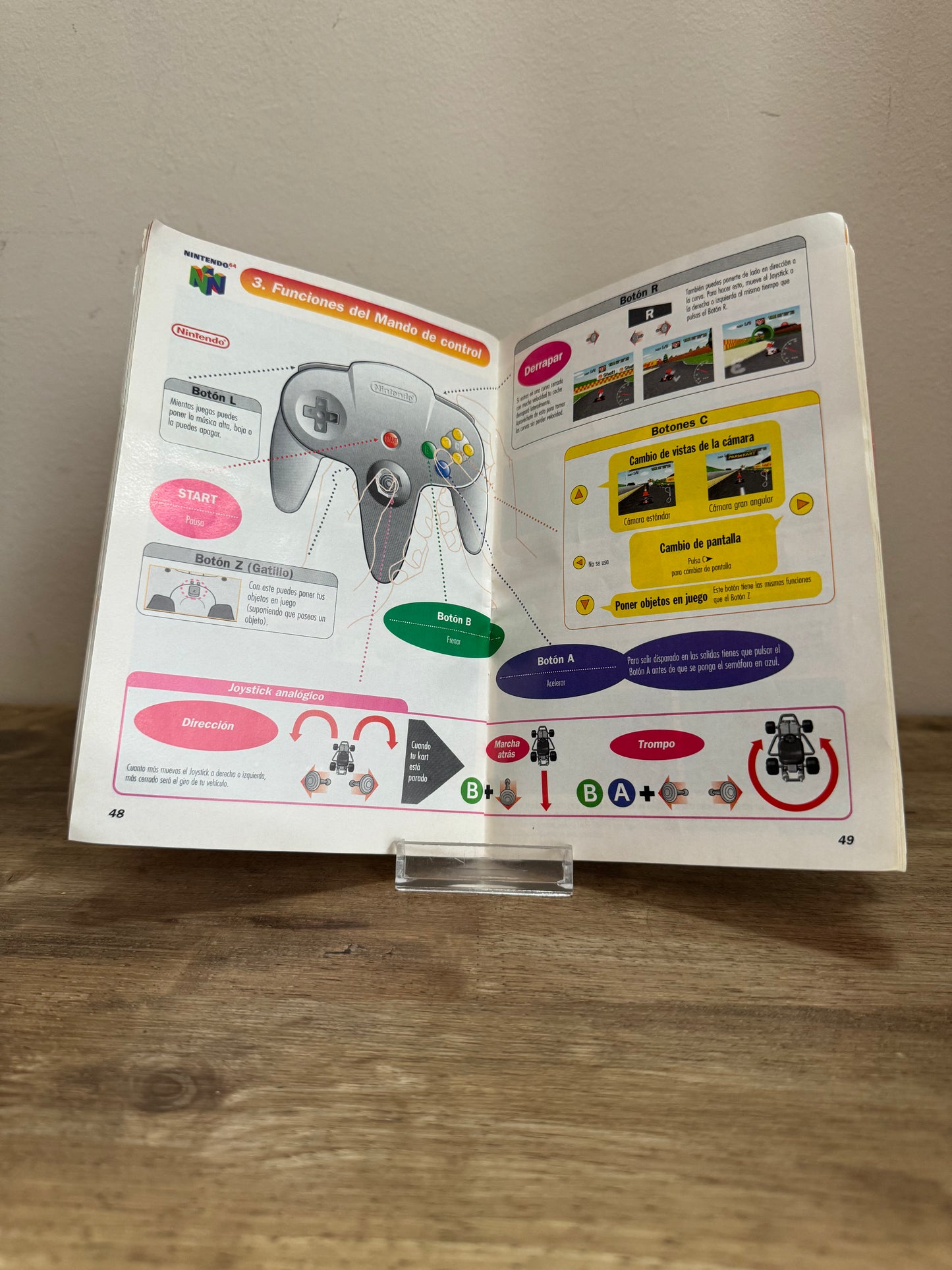 ¡Mario Kart 64 con manual incluido!
