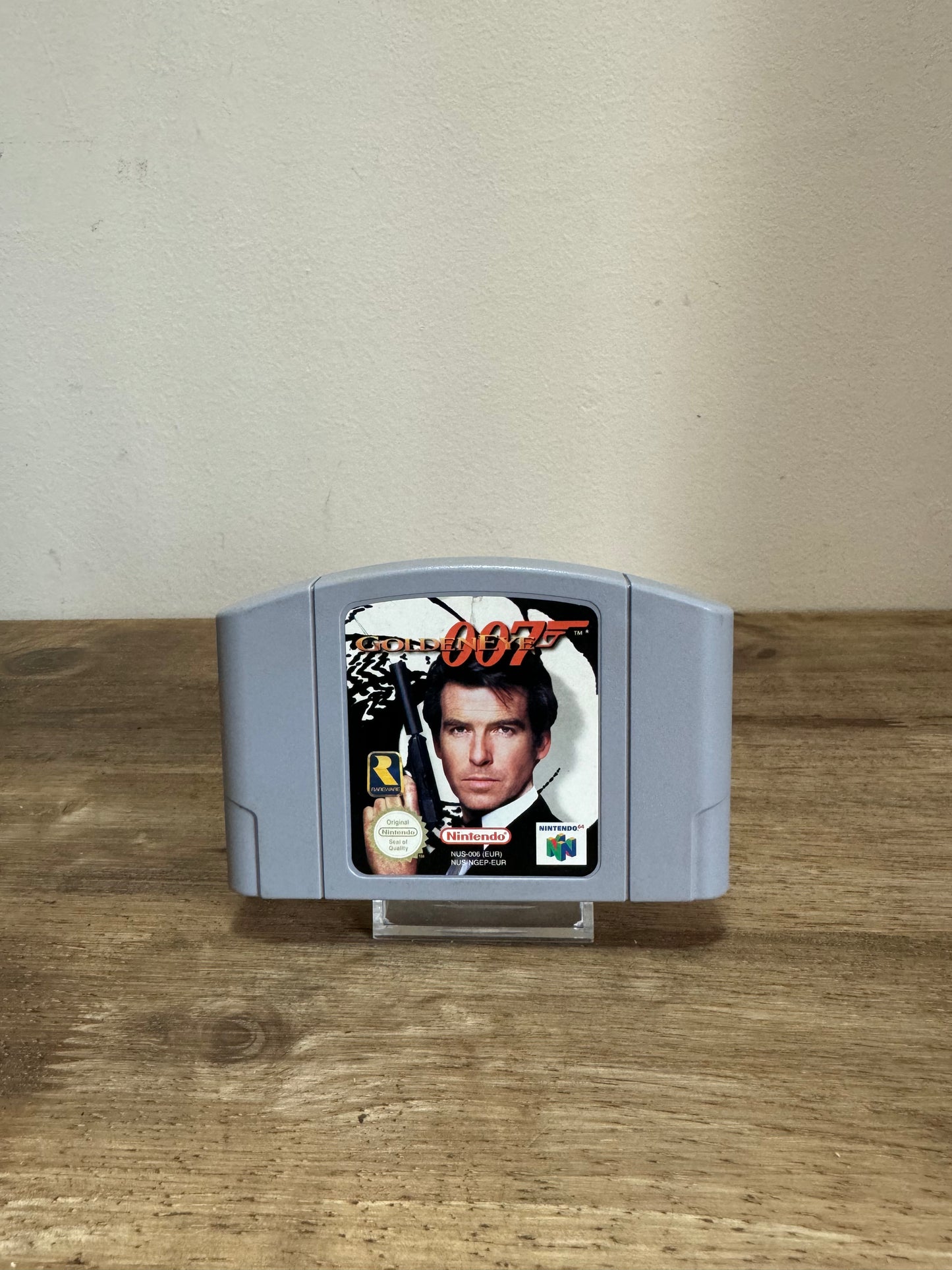 Golden Eye 007 Nintendo 64 mit Originalverpackung!